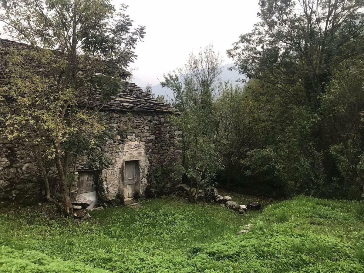 Il Bilocale Della Nonna Locana Exterior foto